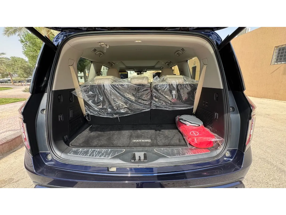 Car image 23