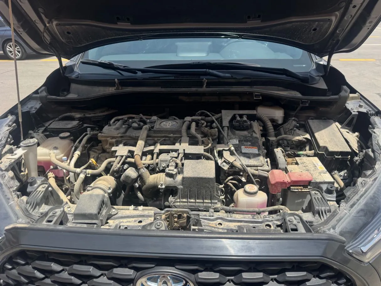 Car image 21
