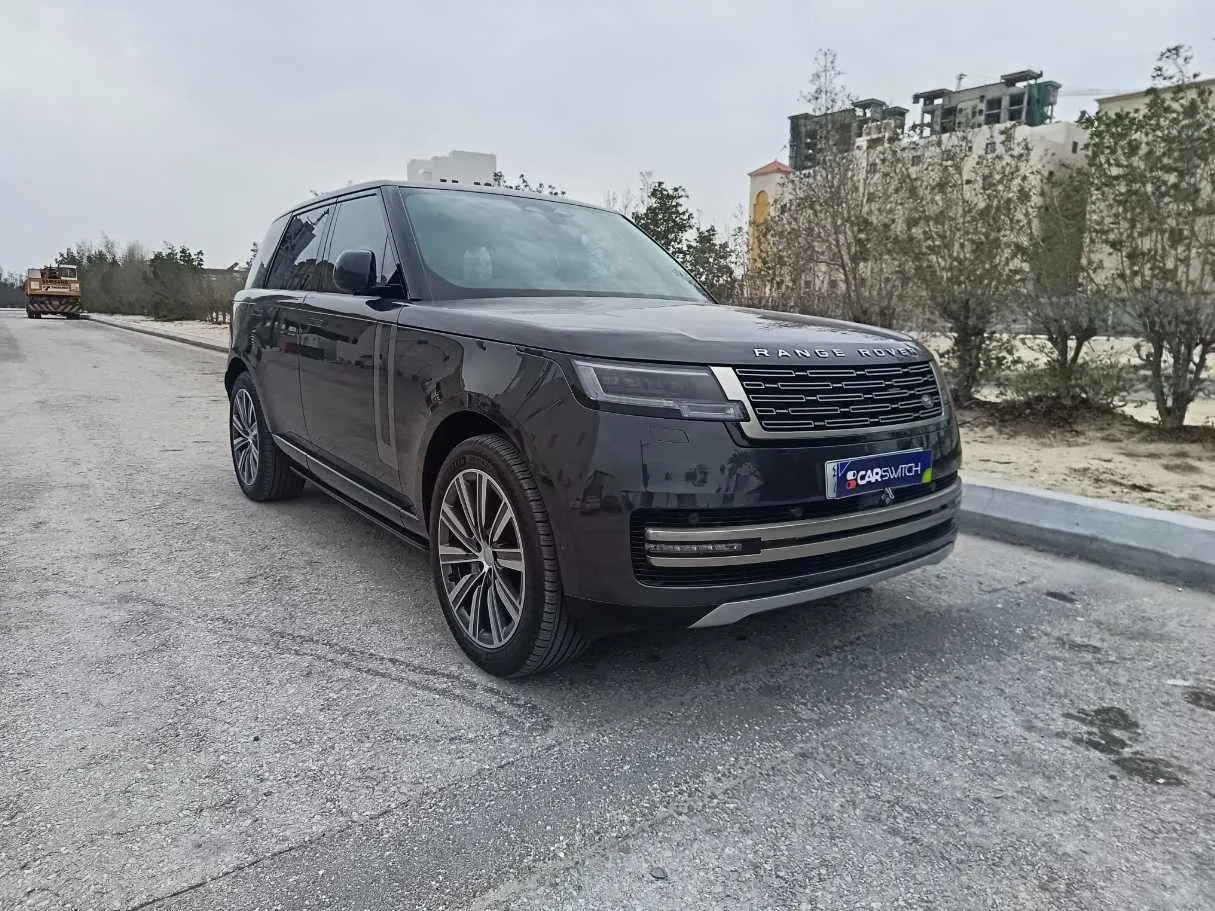 Car image 3