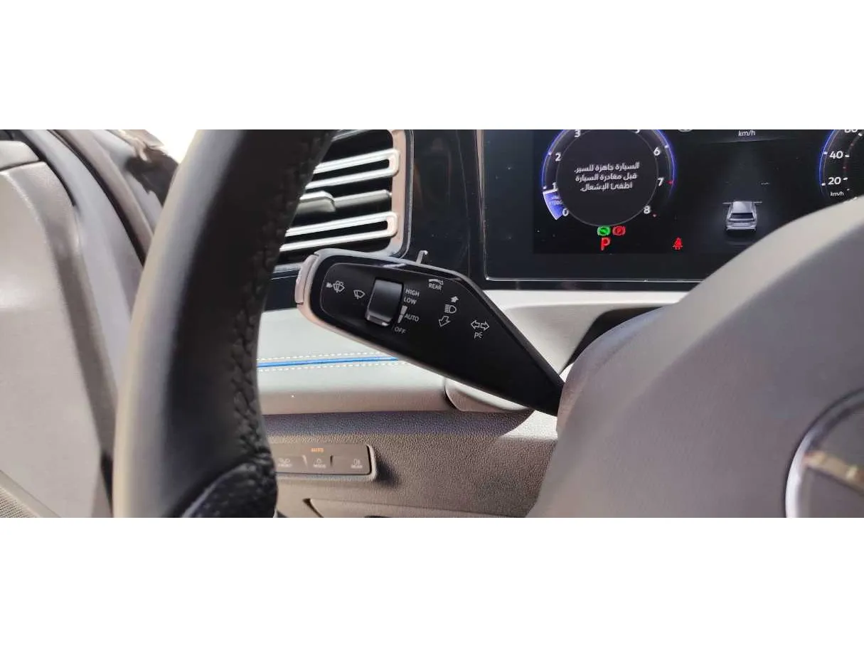 Car image 29