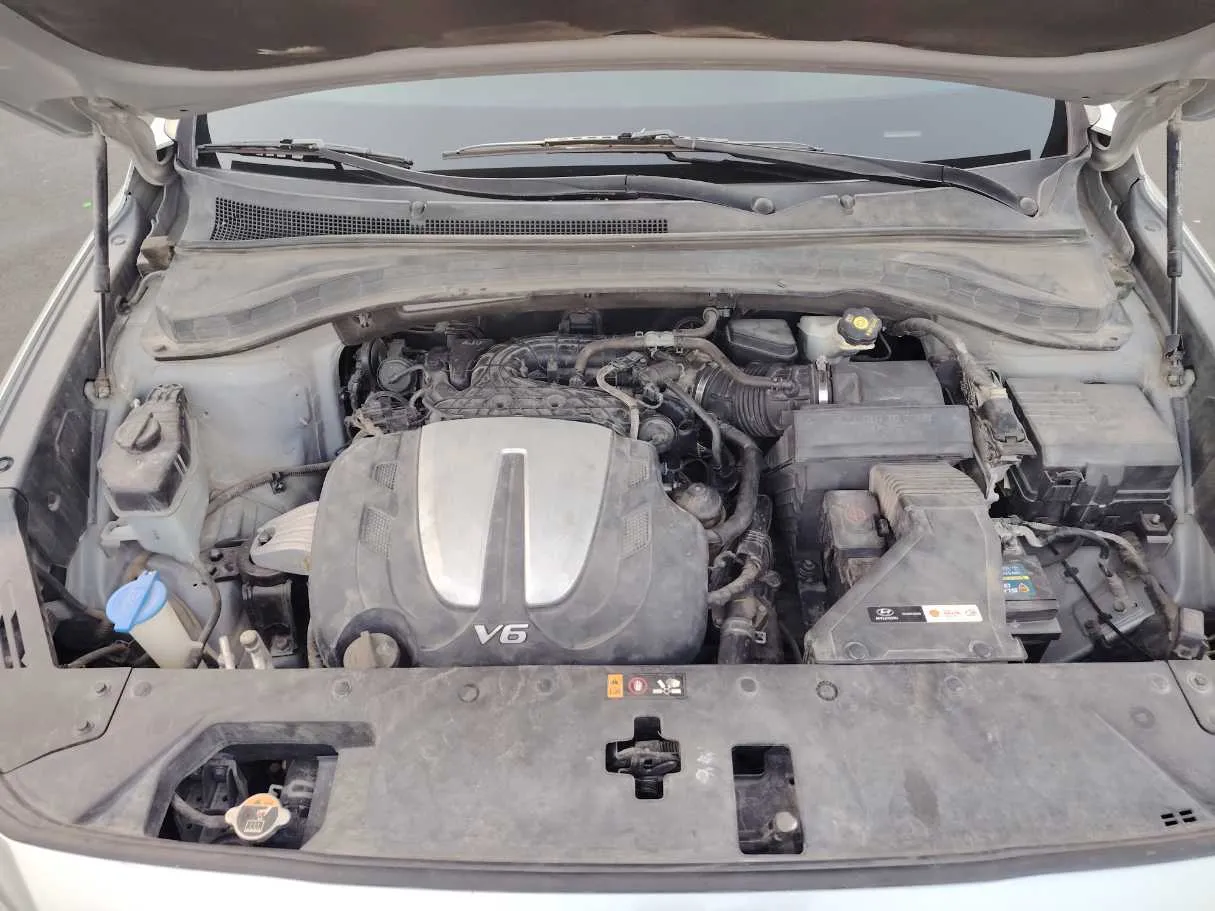 Car image 35