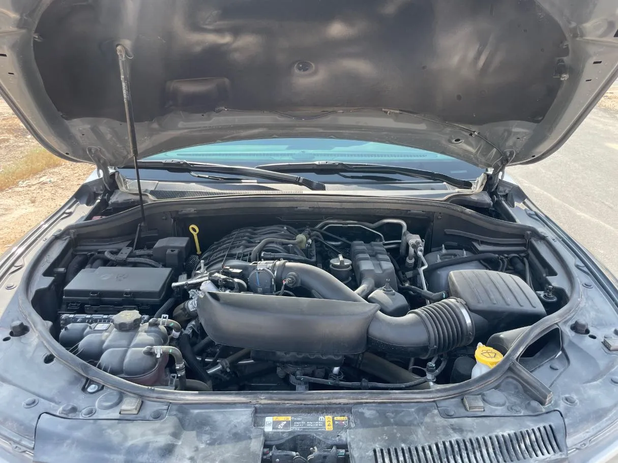 Car image 26