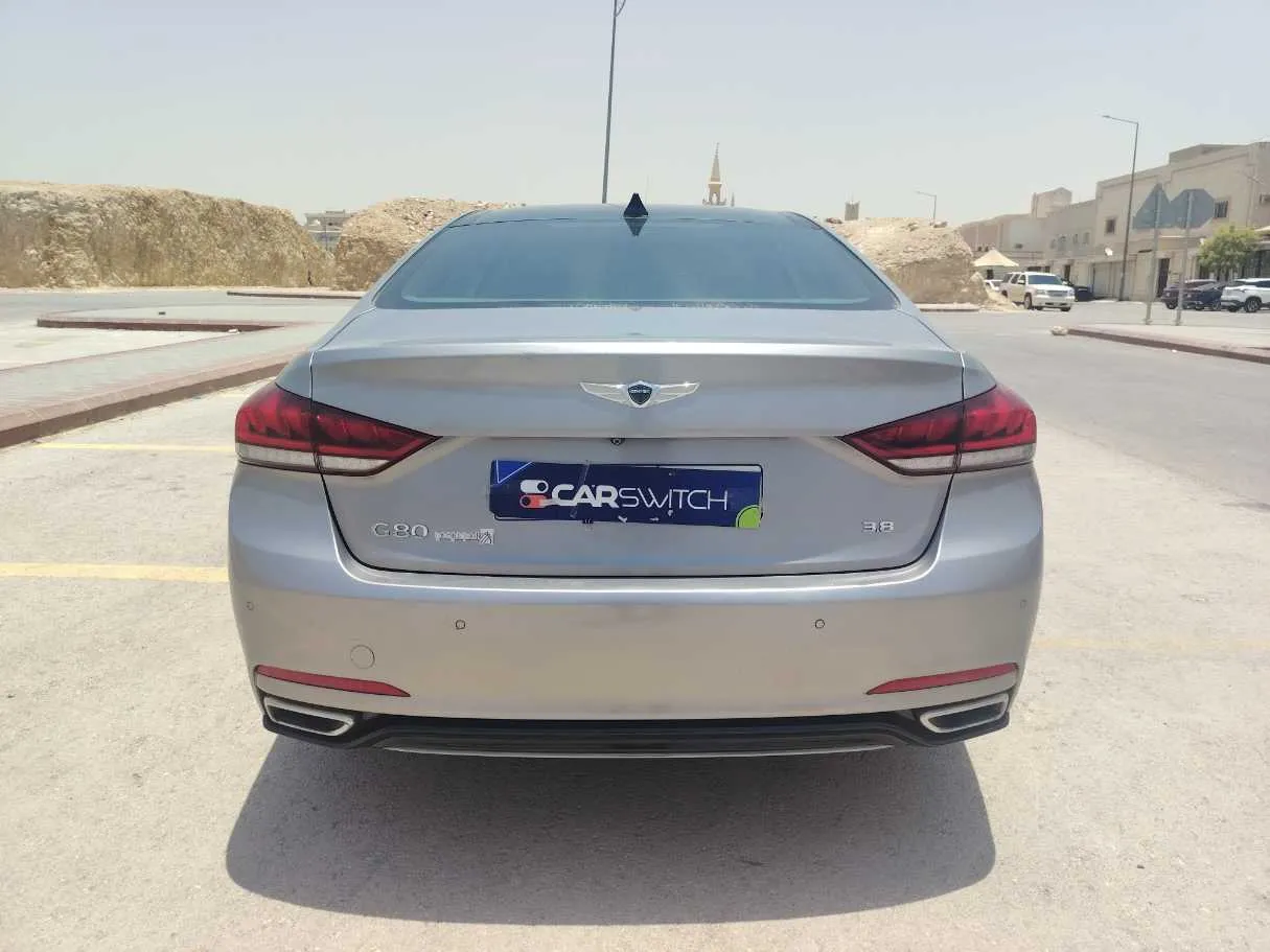 Car image 6