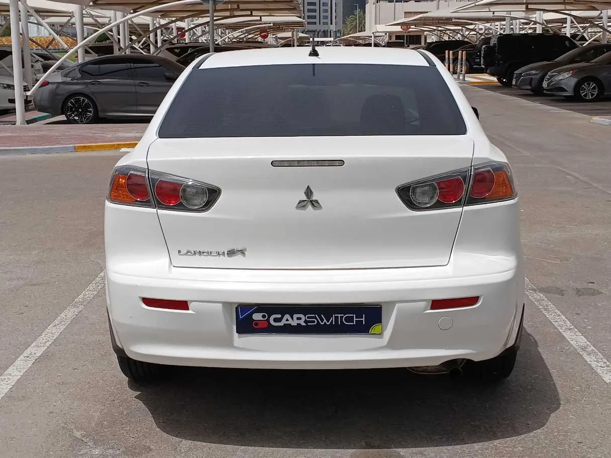 Car image 5