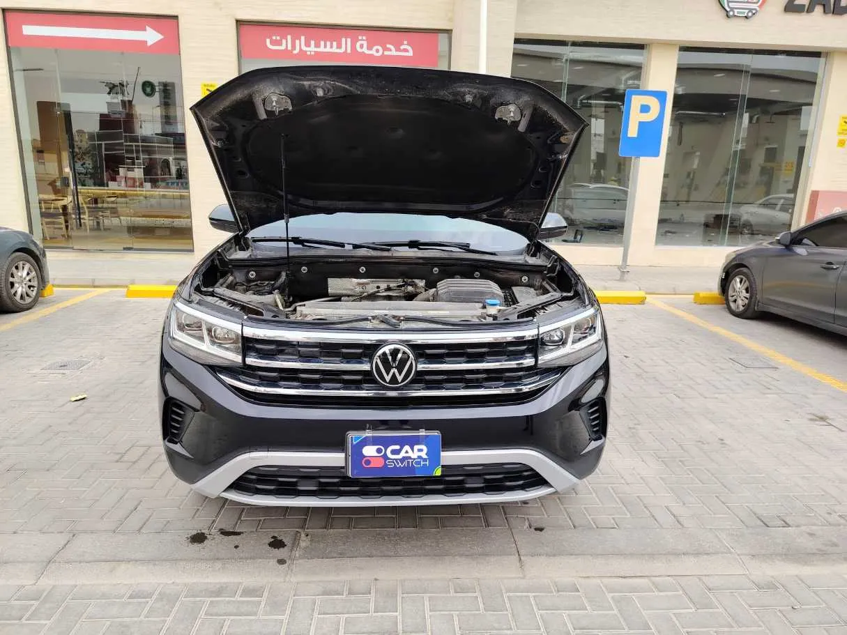 Car image 21