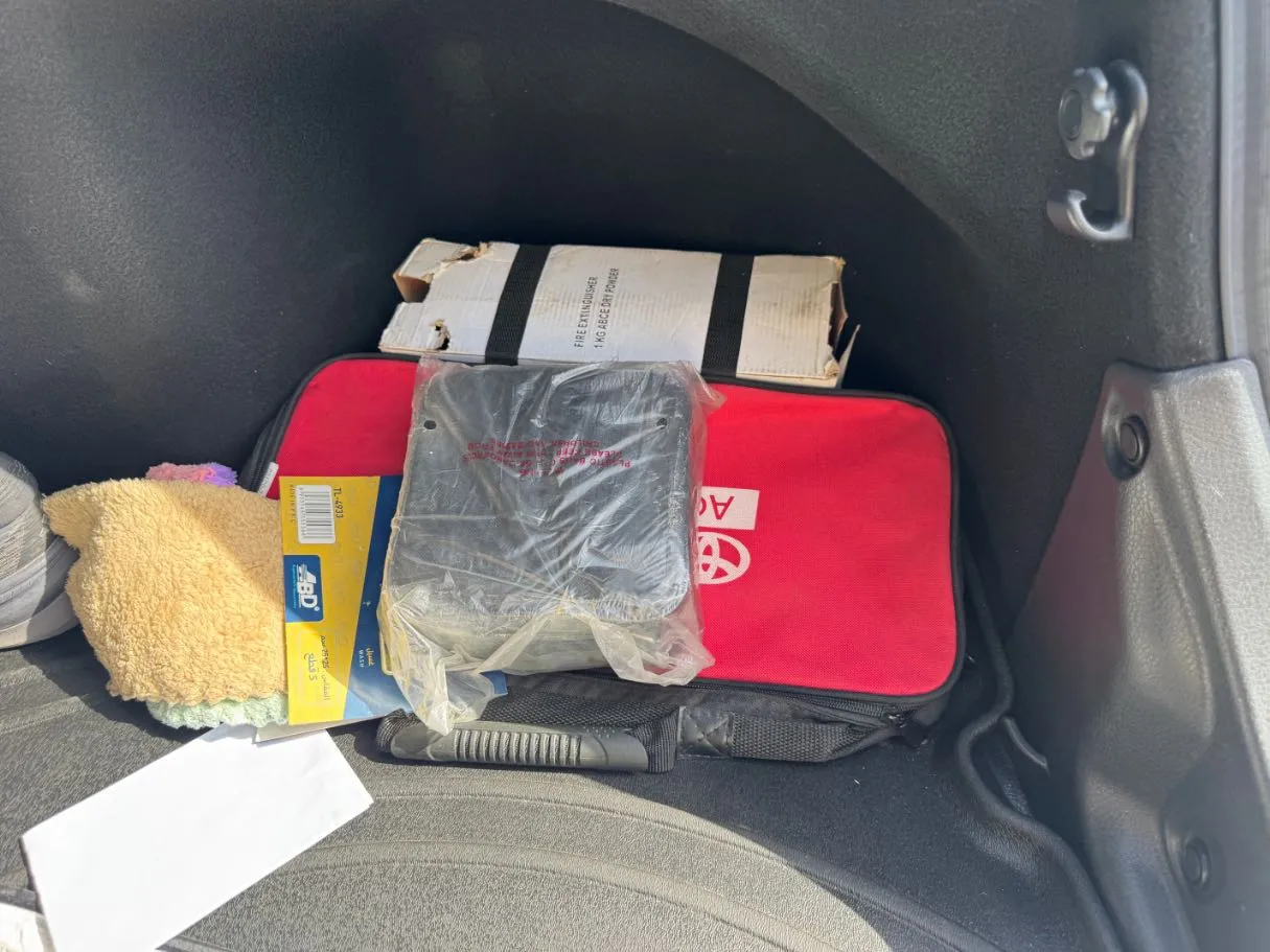 Car image 20