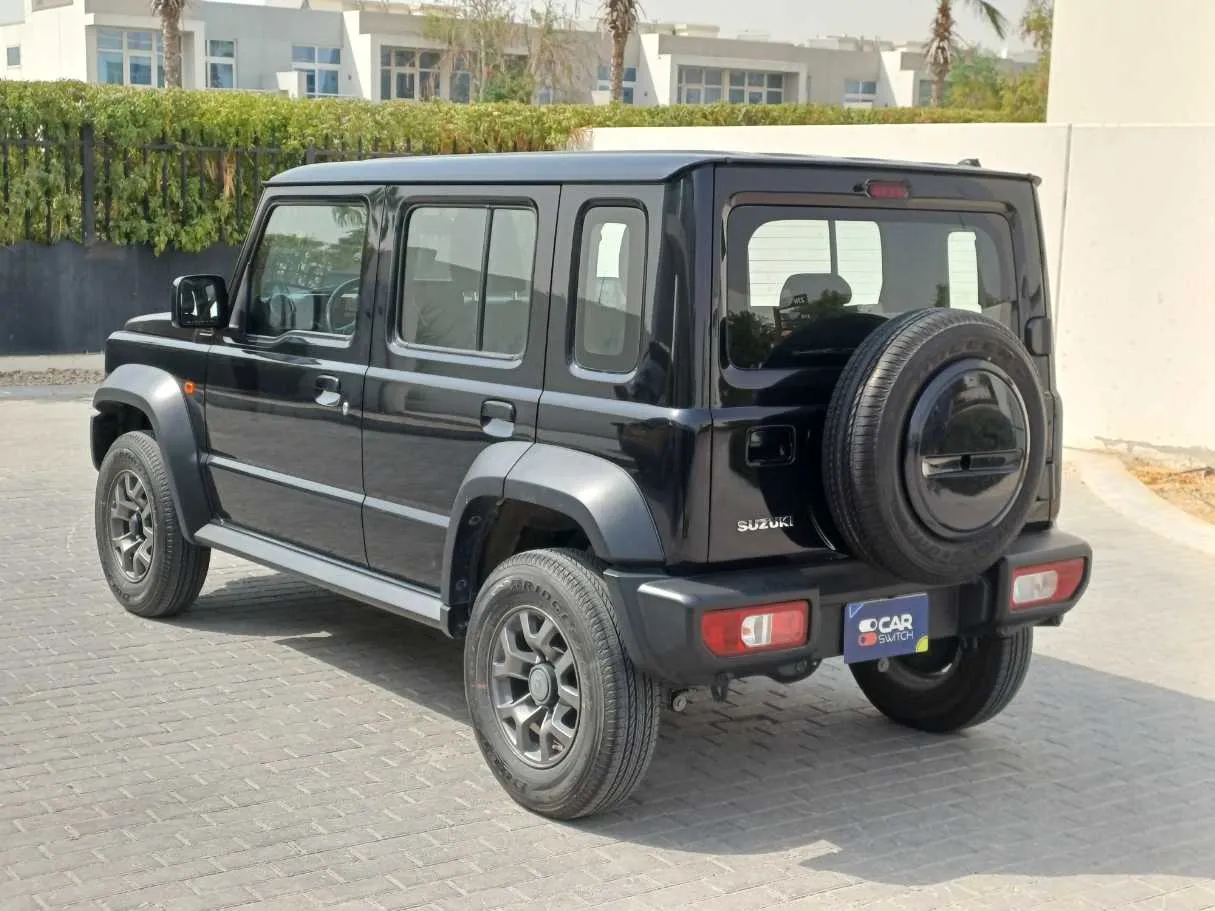 Car image 7
