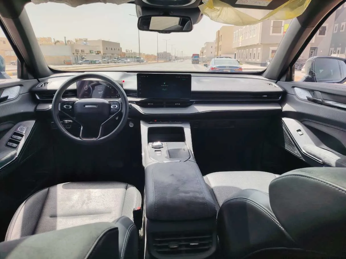 Car image 17