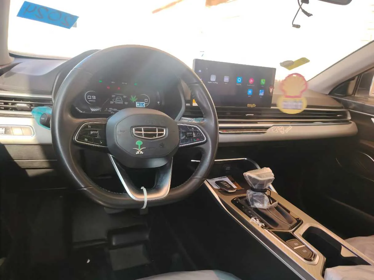 Car image 27
