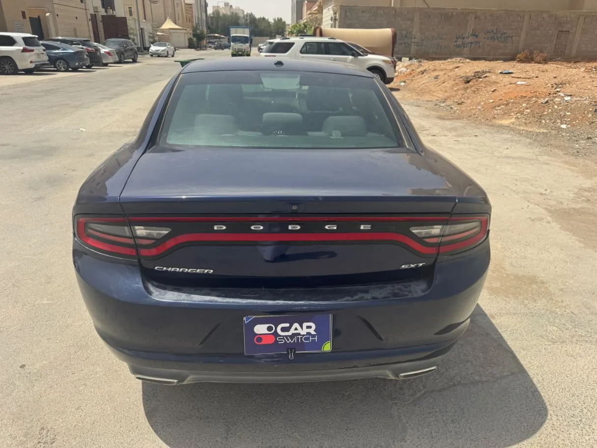 Car image 6