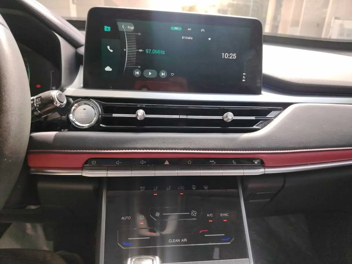 Car image 20