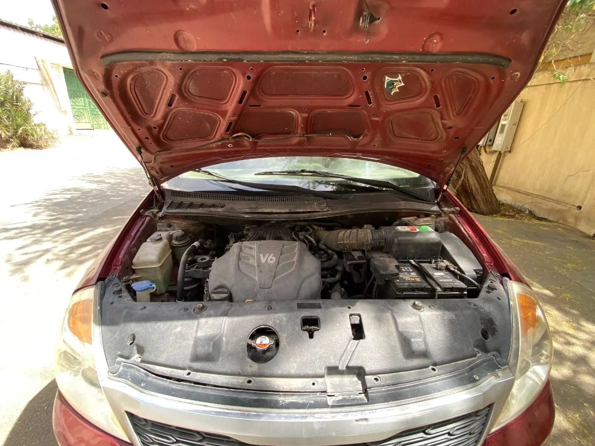Car image 21