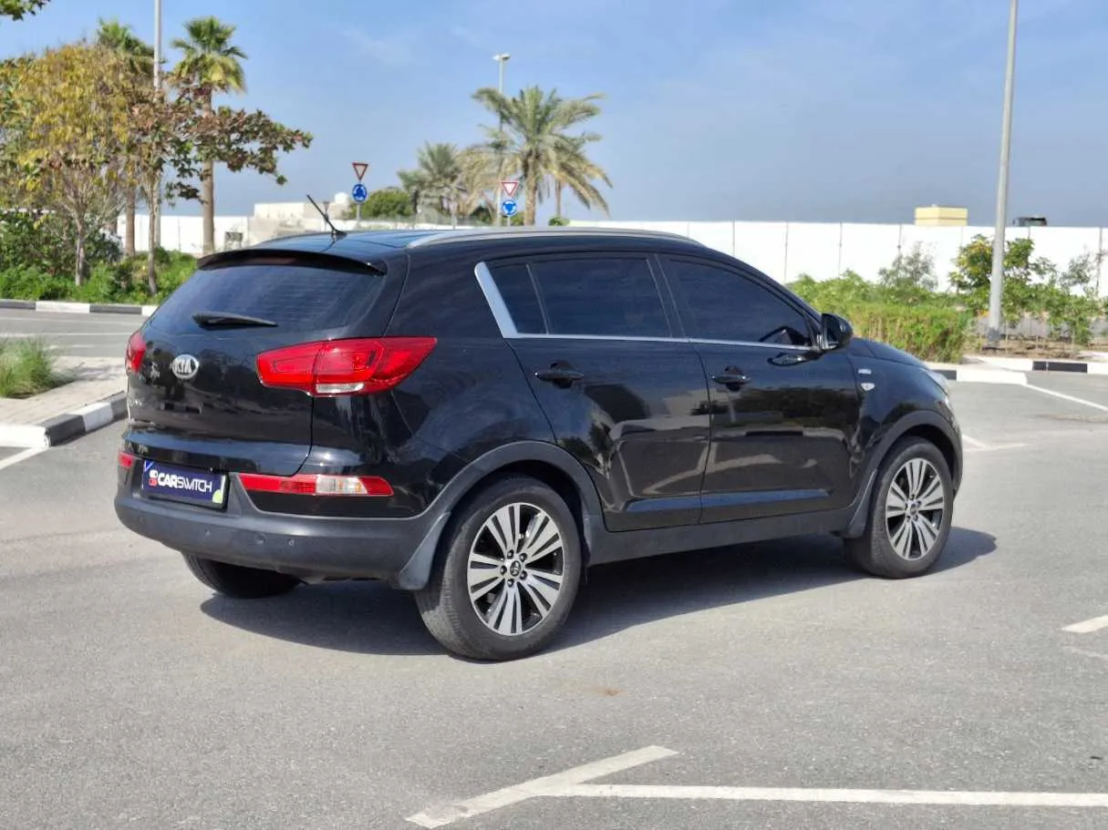 Car image 5