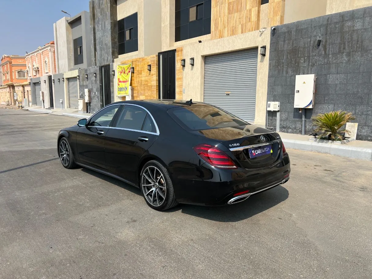 Car image 7