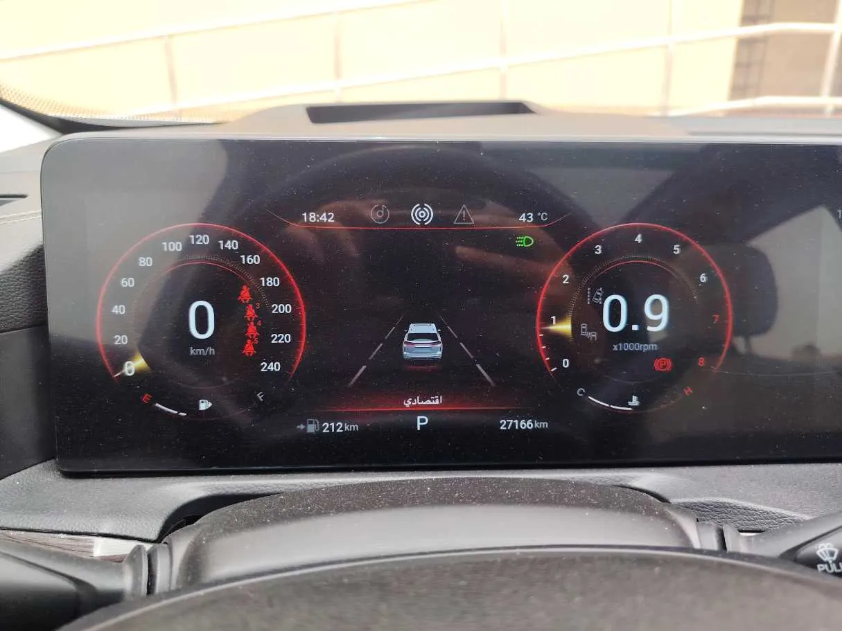 Car image 24