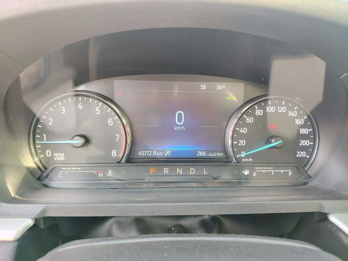 Car image 30