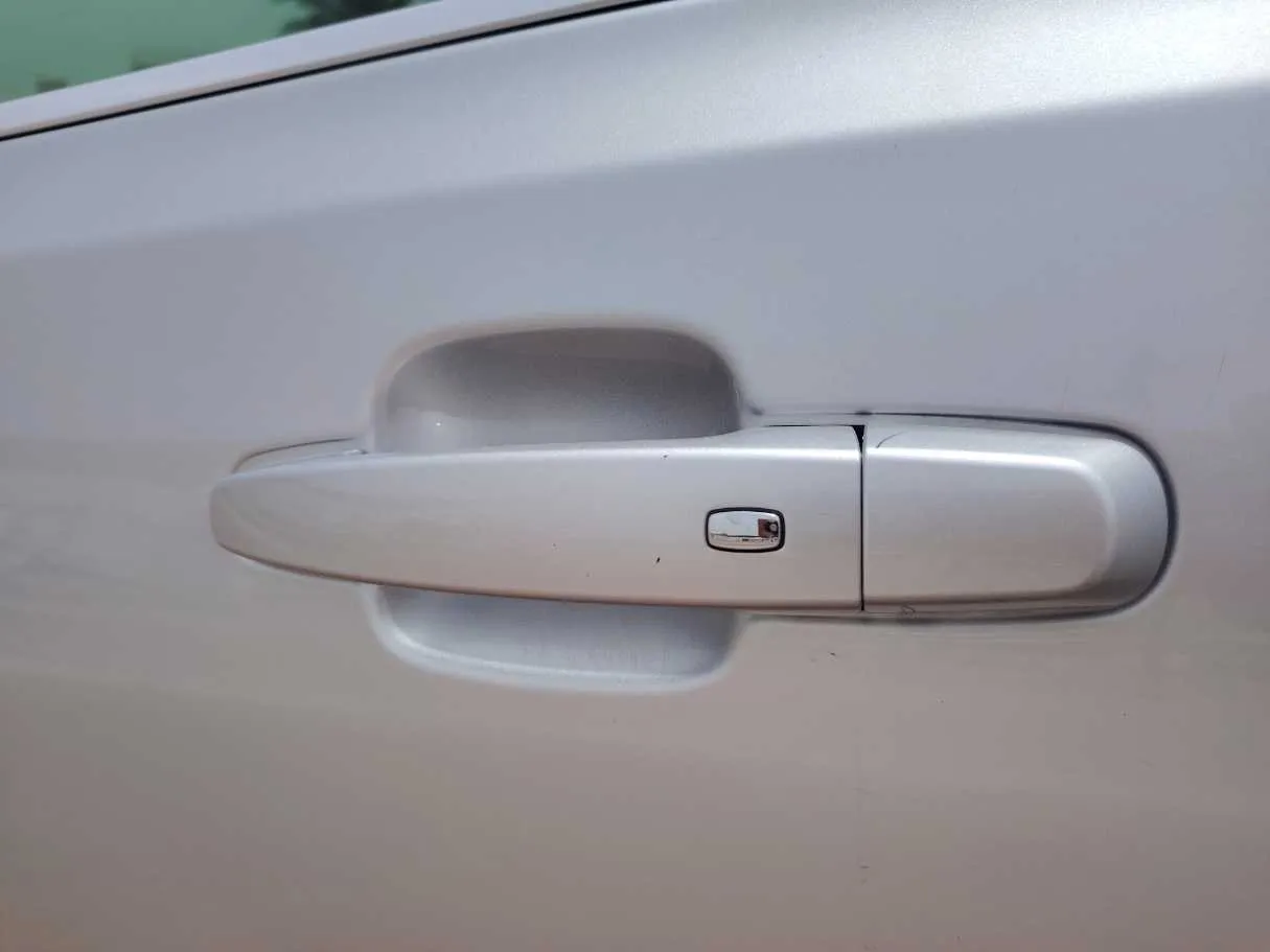 Car image 28