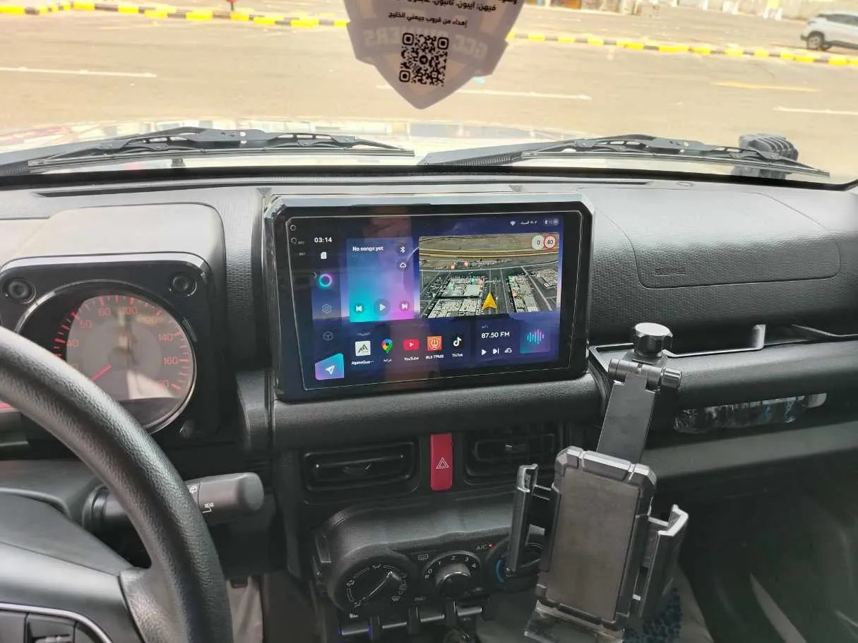 Car image 23