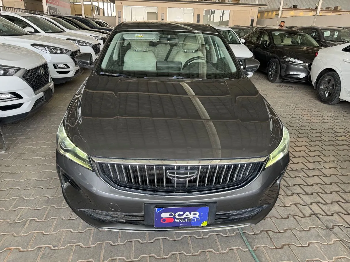Car image 2