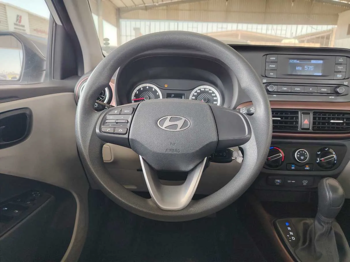 Car image 21