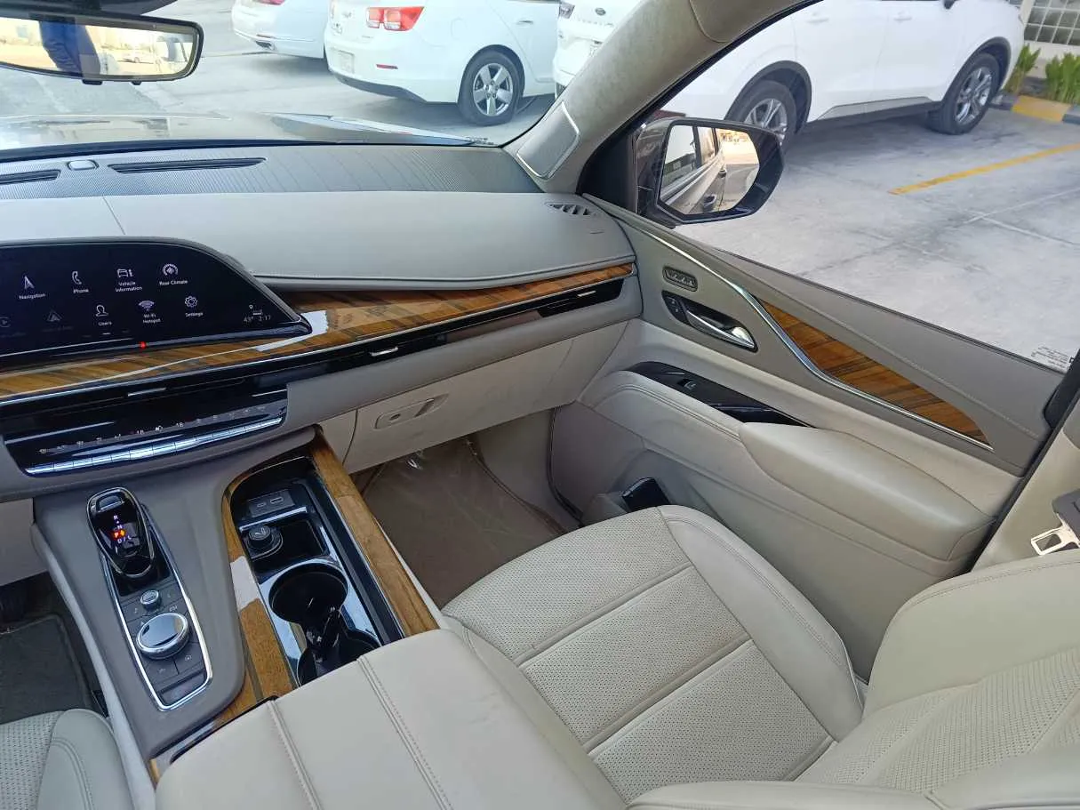 Car image 42