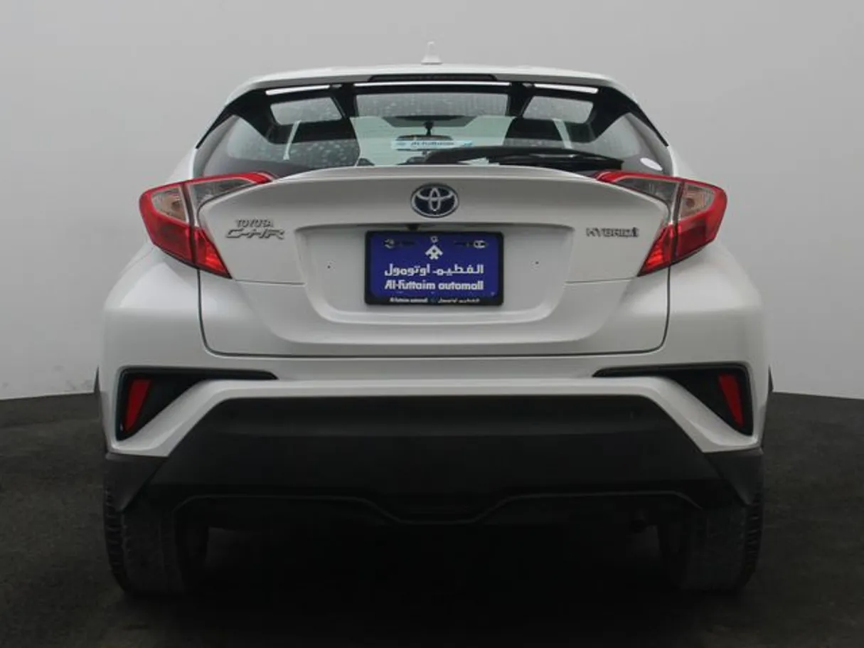 Car image 12