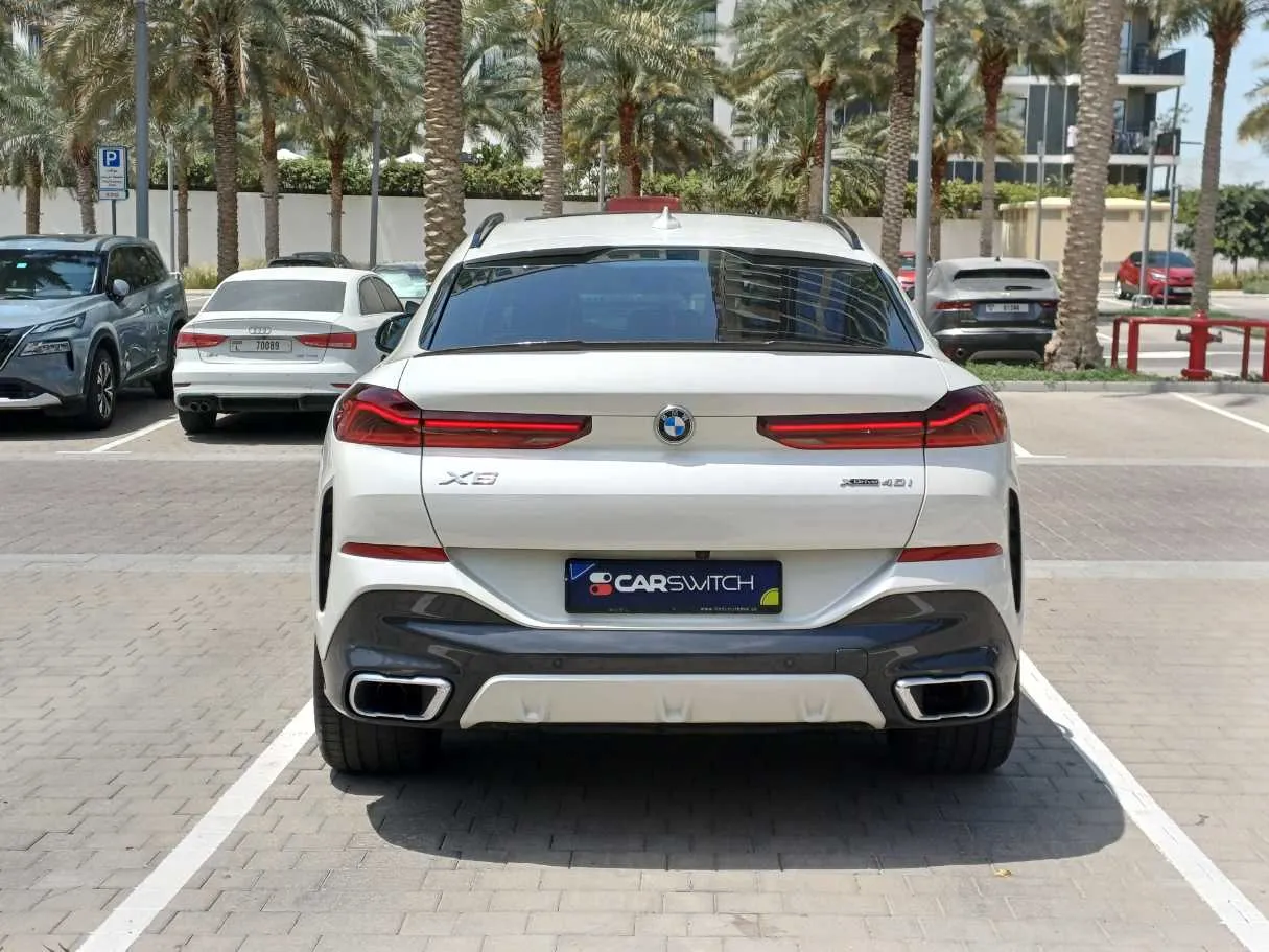 Car image 6