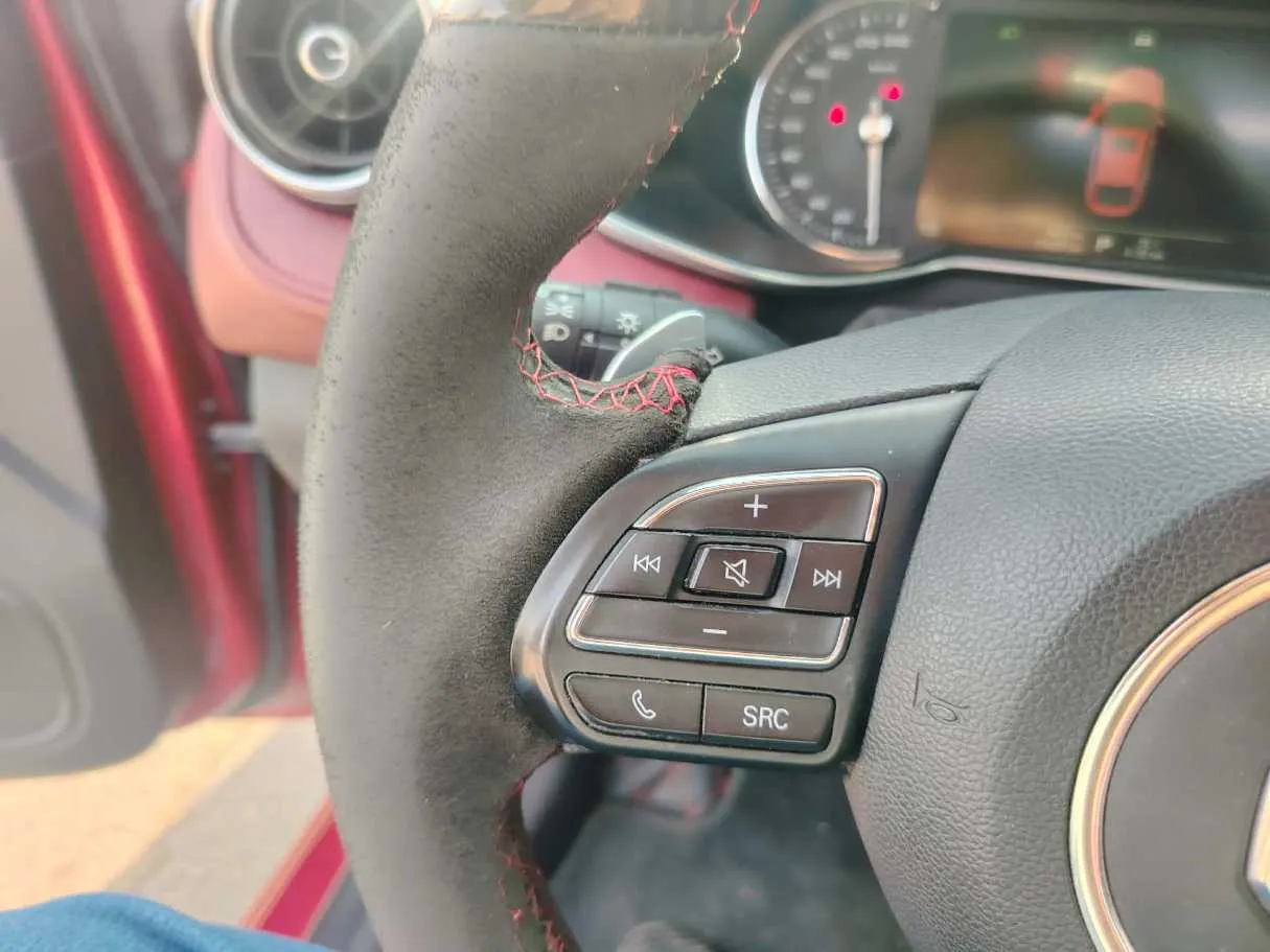 Car image 39
