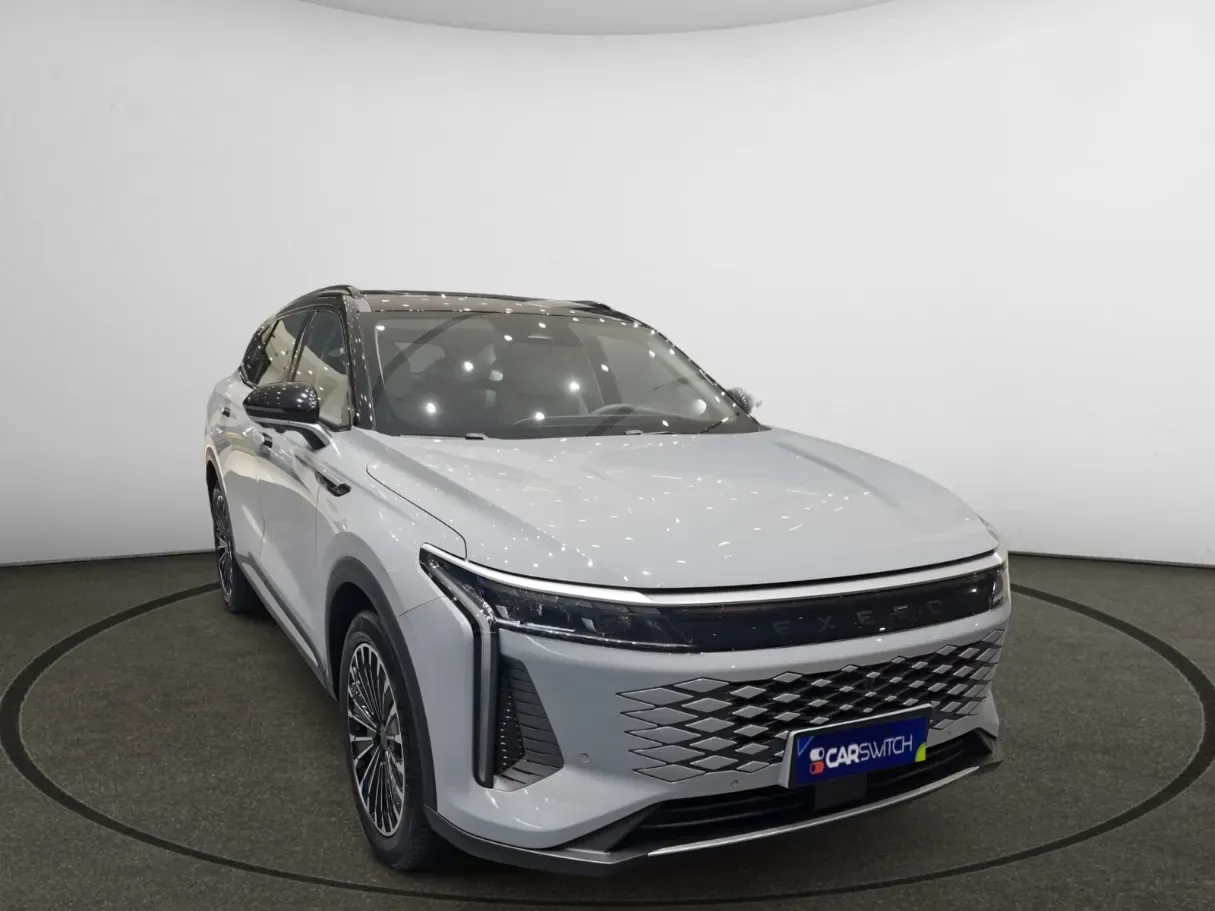 Car image 2