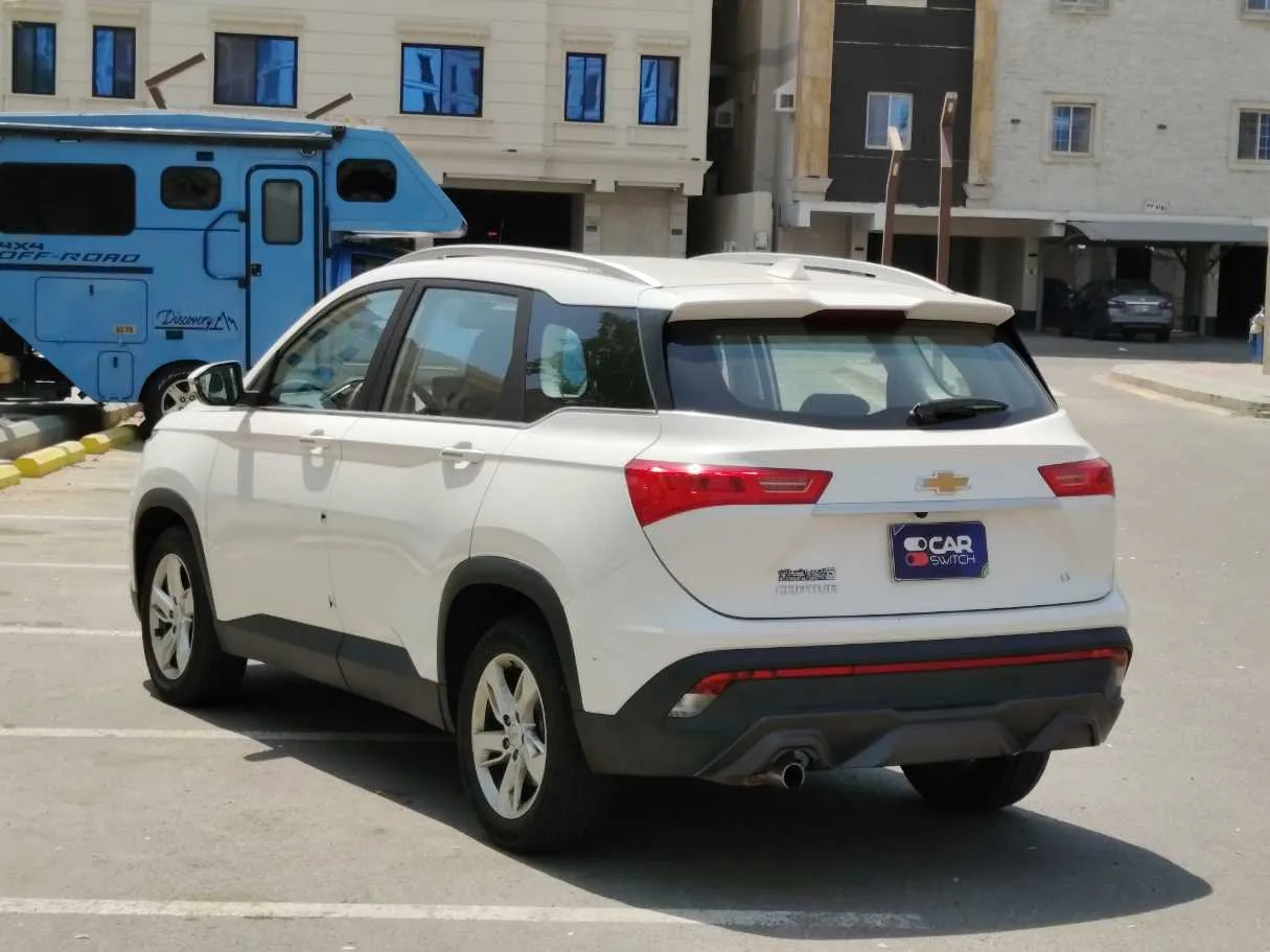 Car image 7