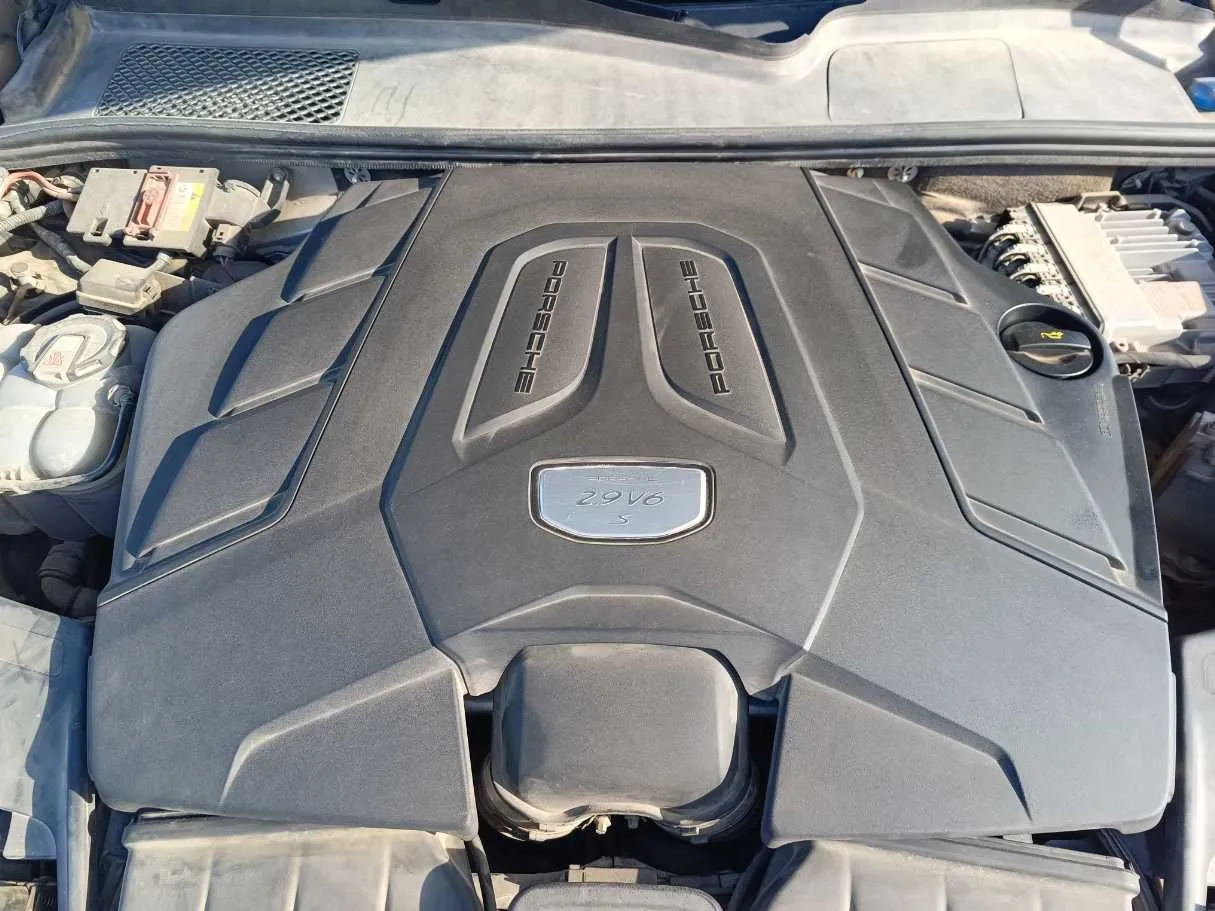 Car image 45