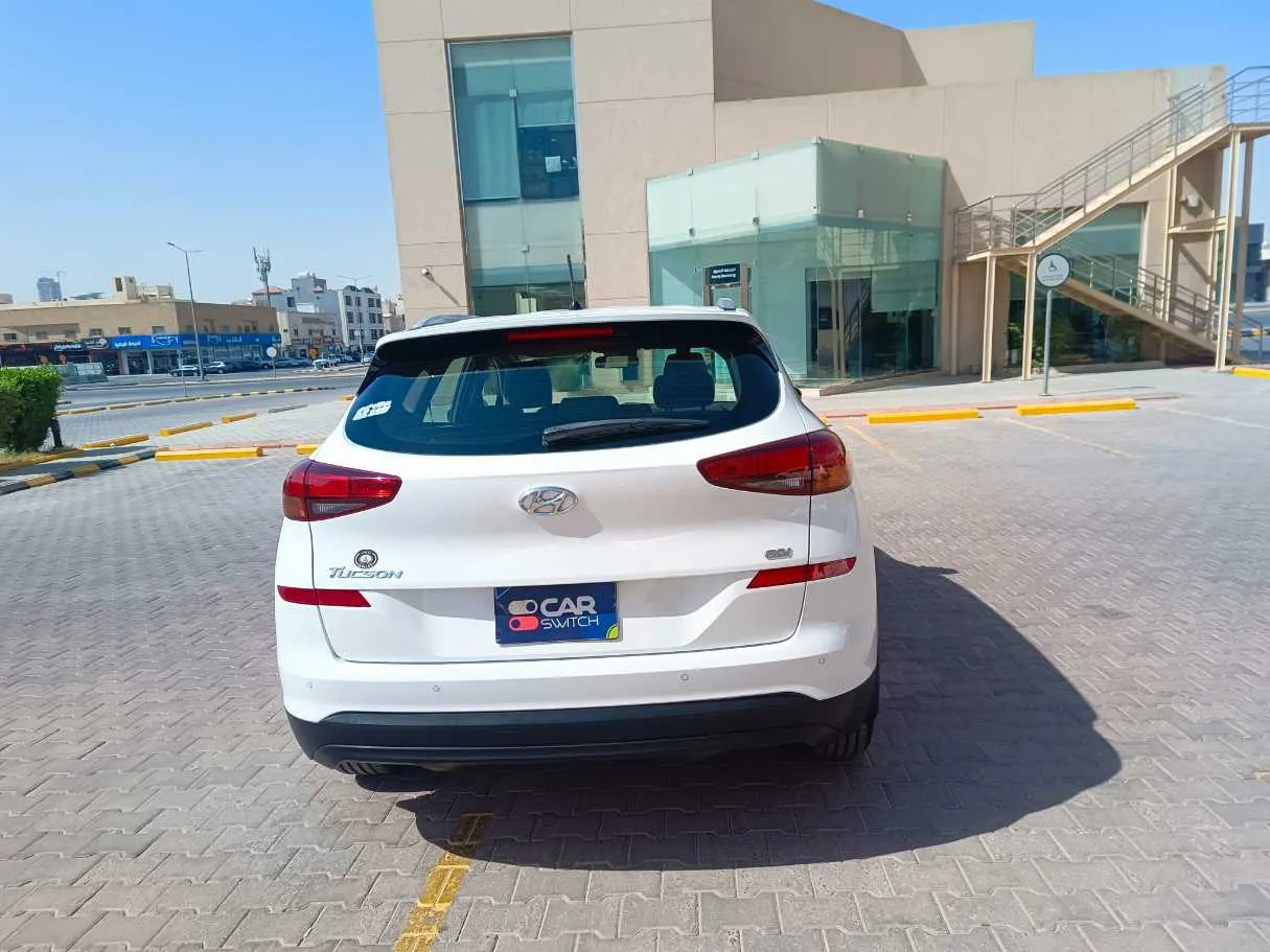 Car image 6