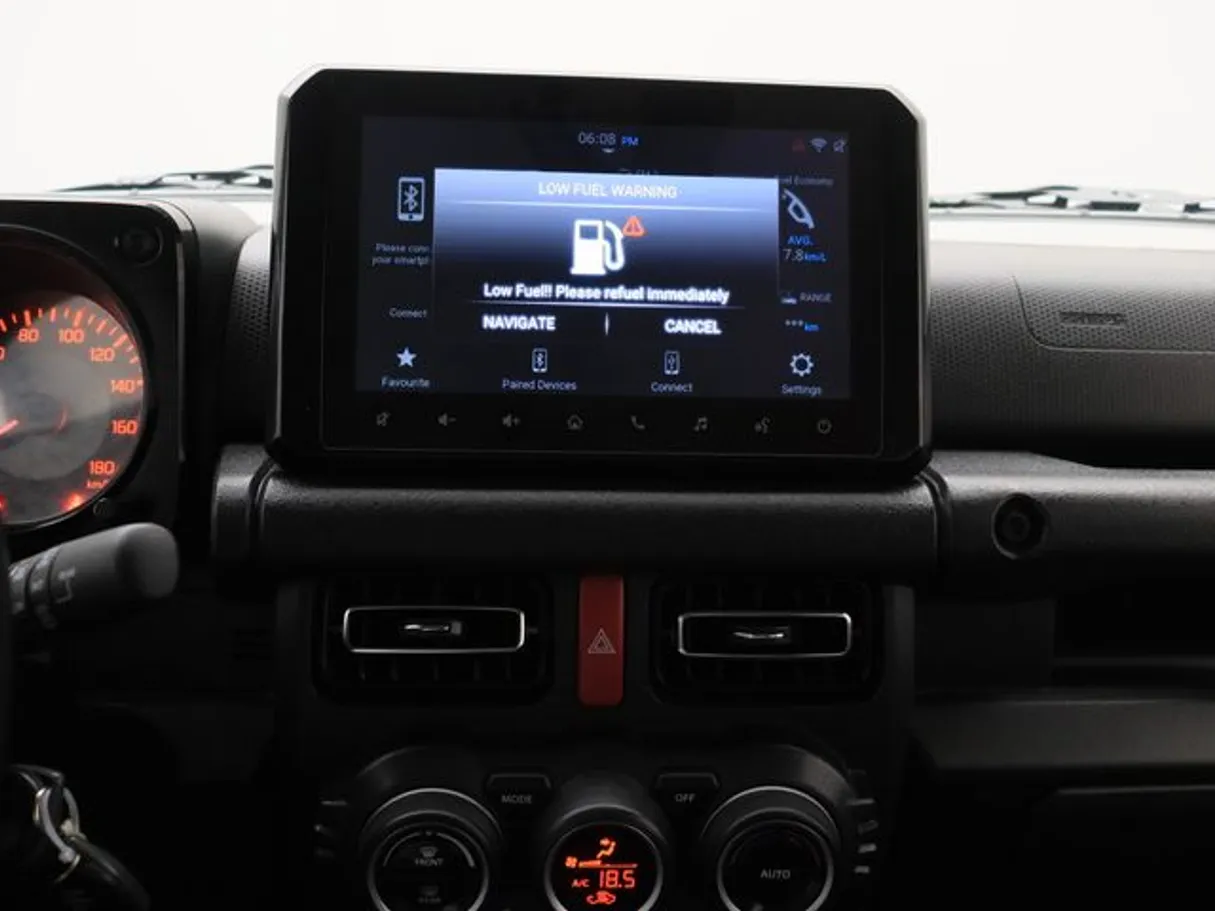 Car image 5