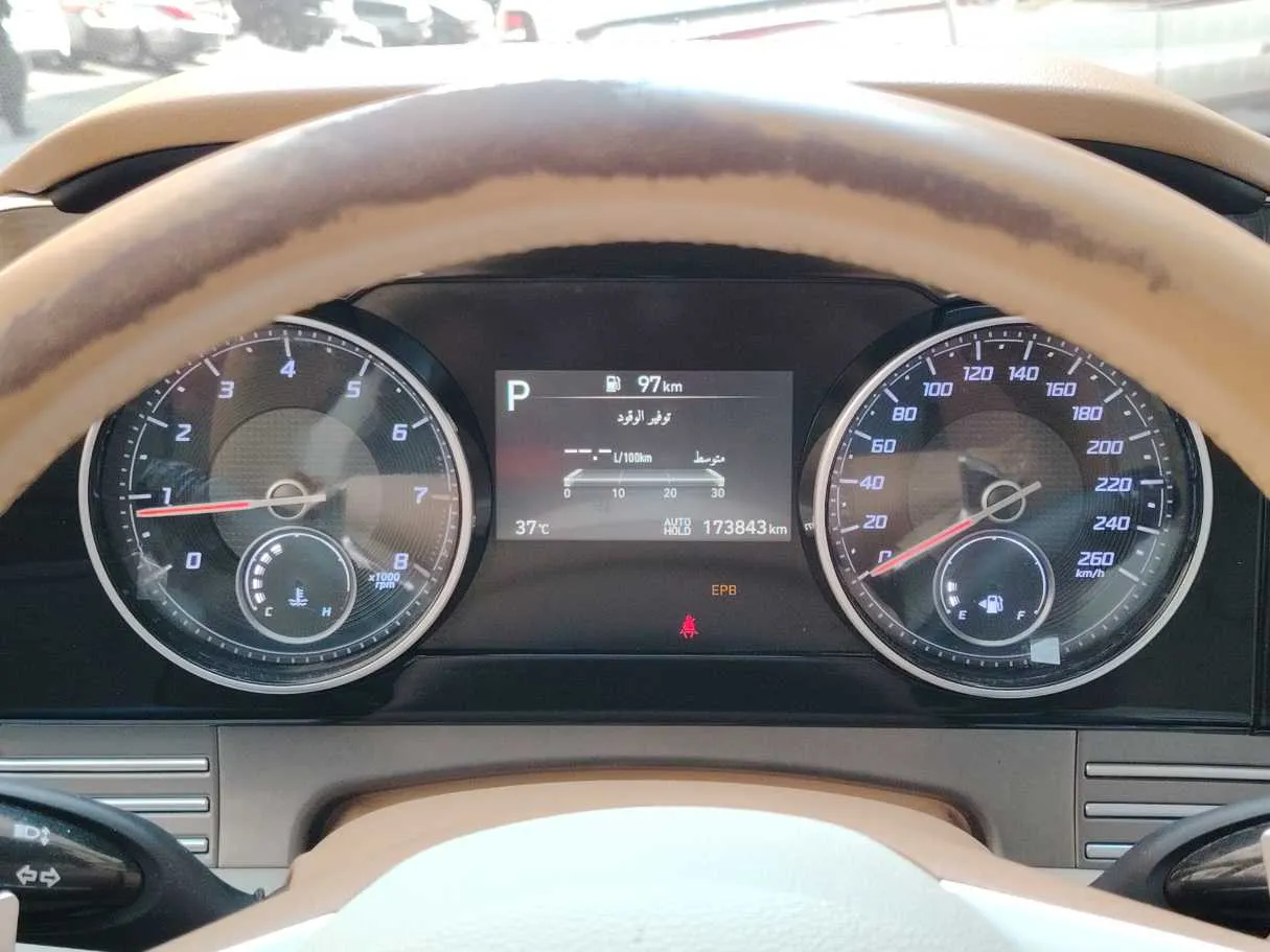 Car image 28