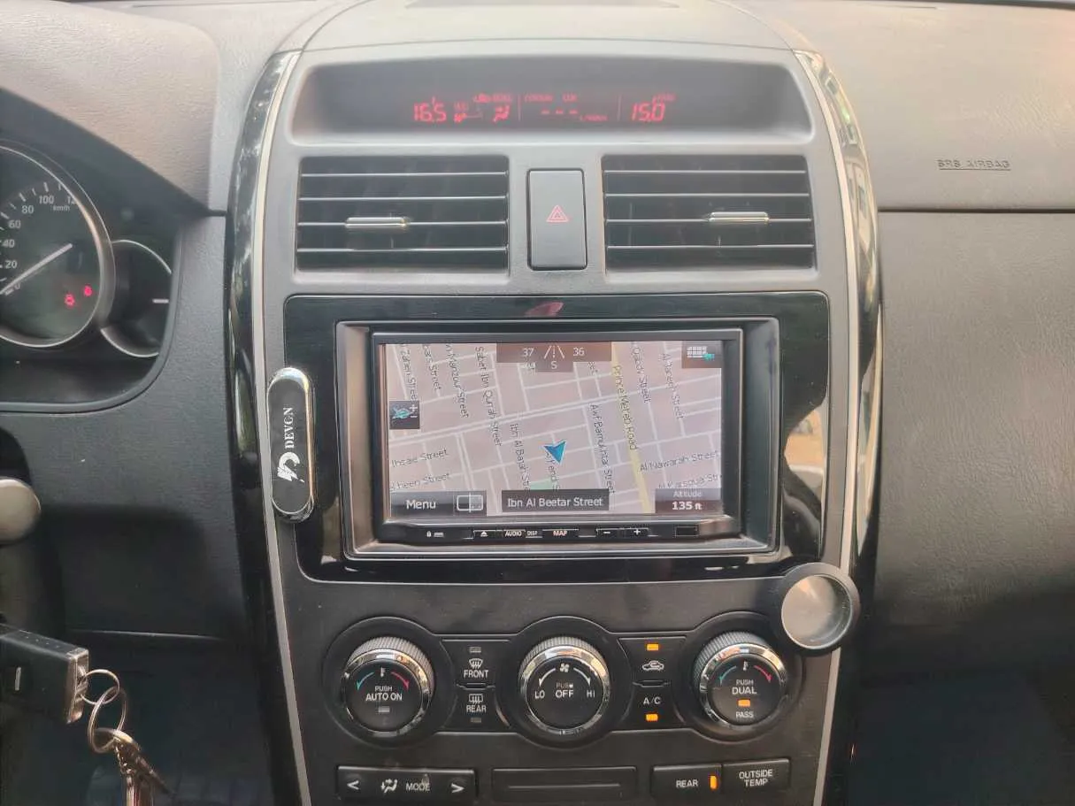 Car image 20
