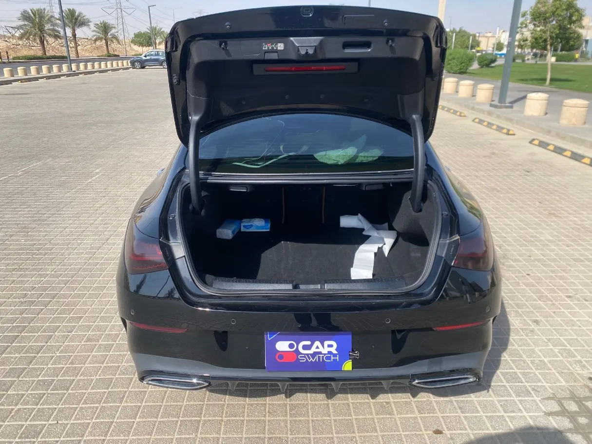 Car image 21