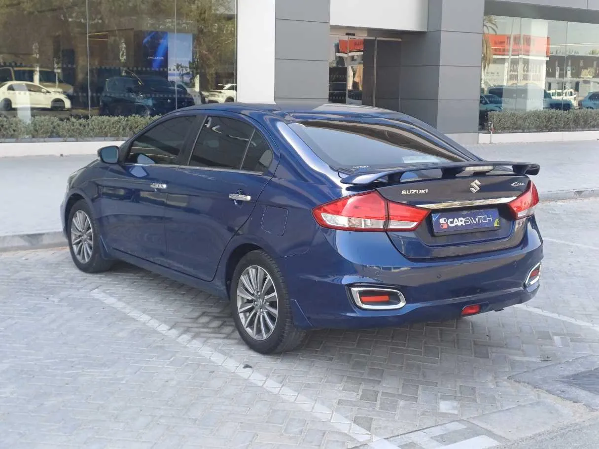Car image 7