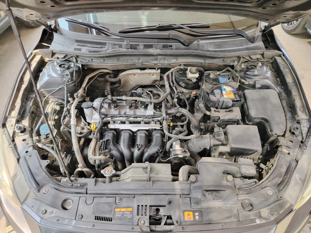 Car image 27