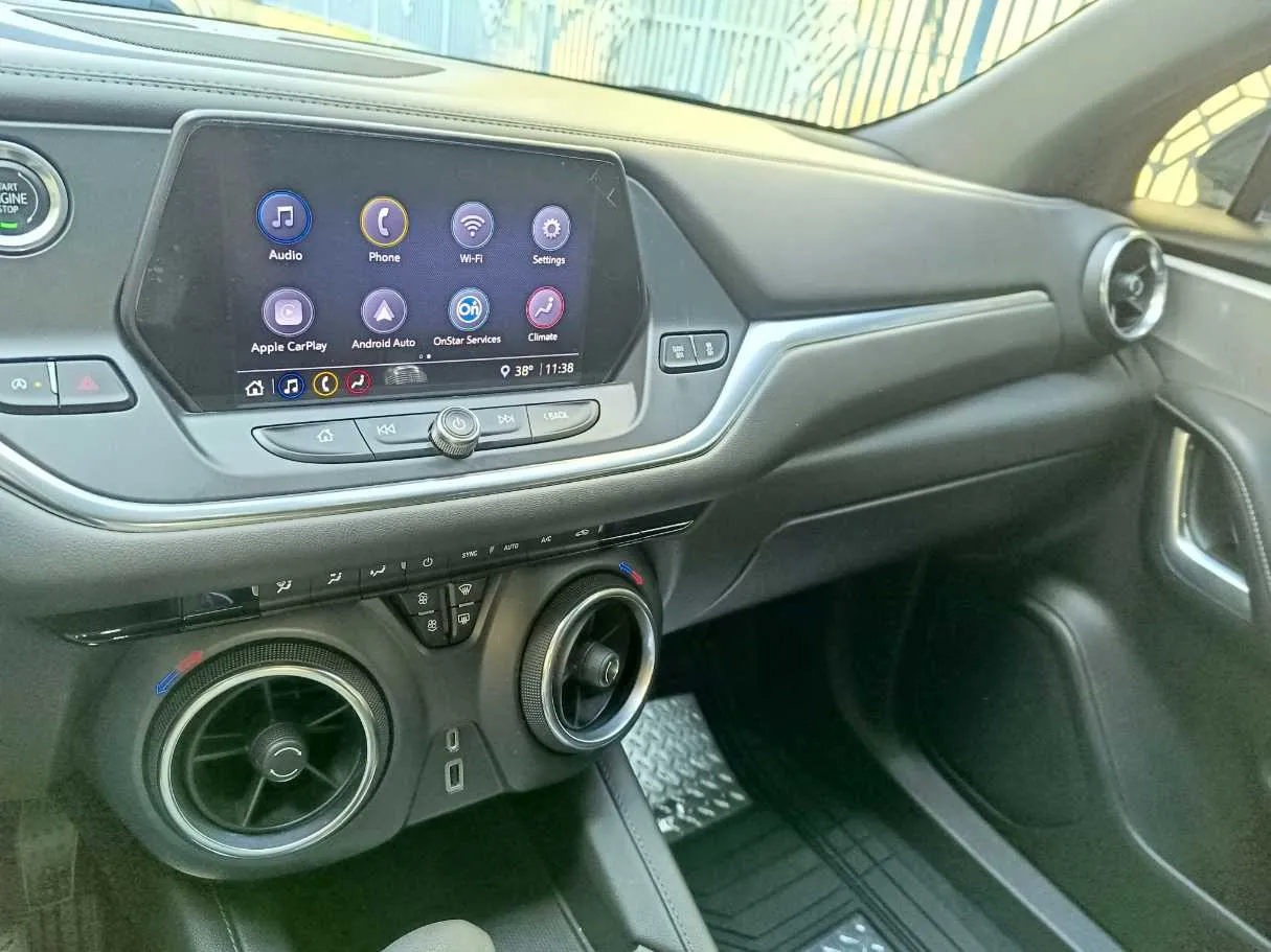 Car image 23