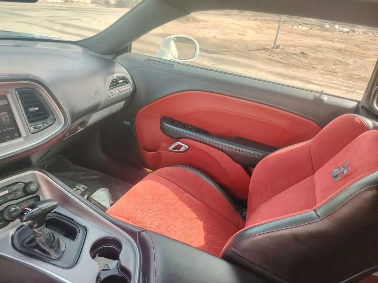 Car image 31