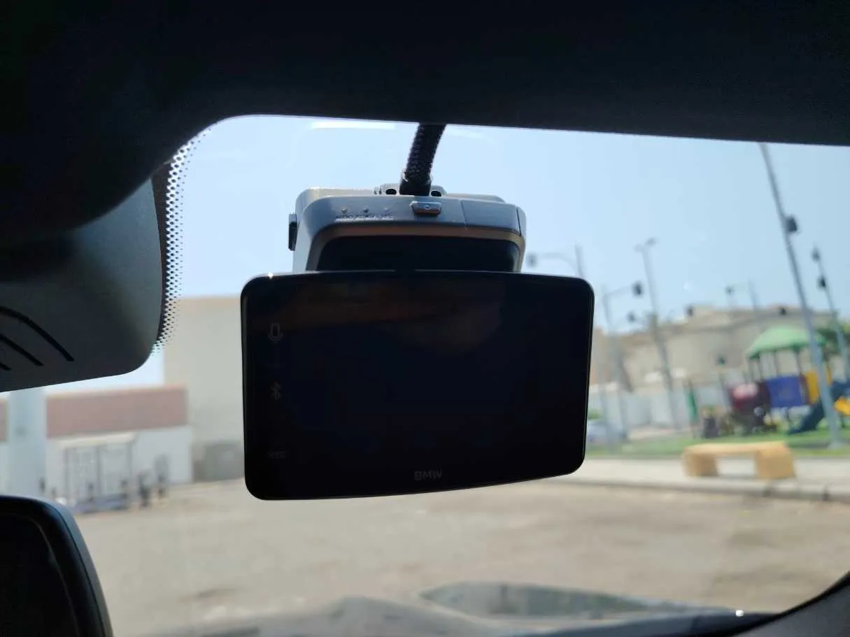 Car image 32
