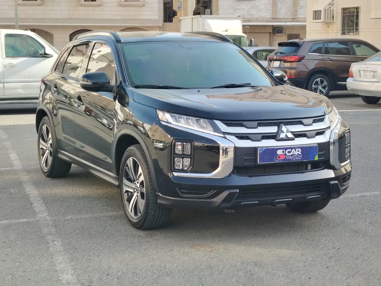 Car image 3