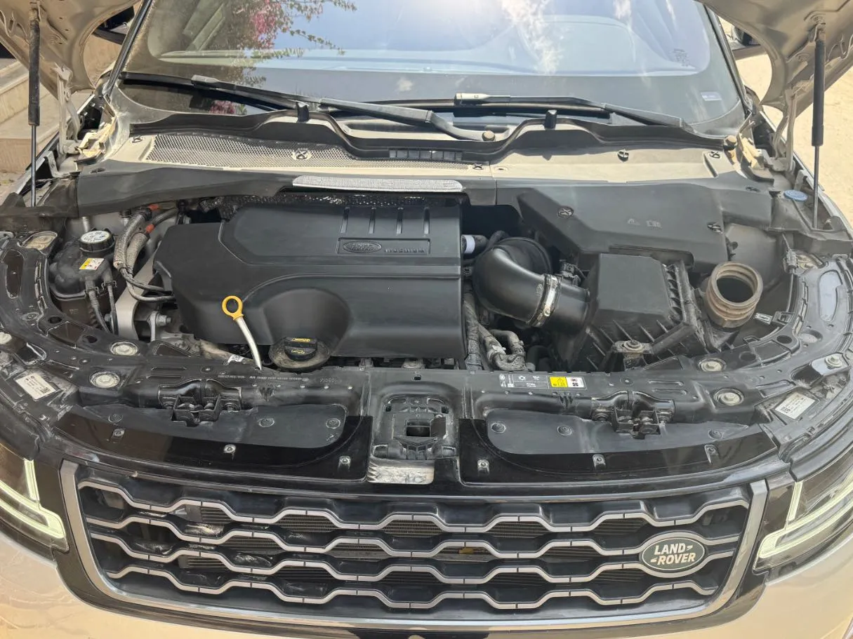 Car image 22