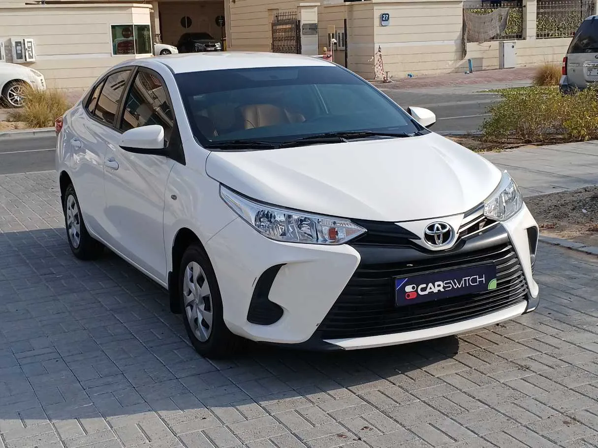 Car image 3