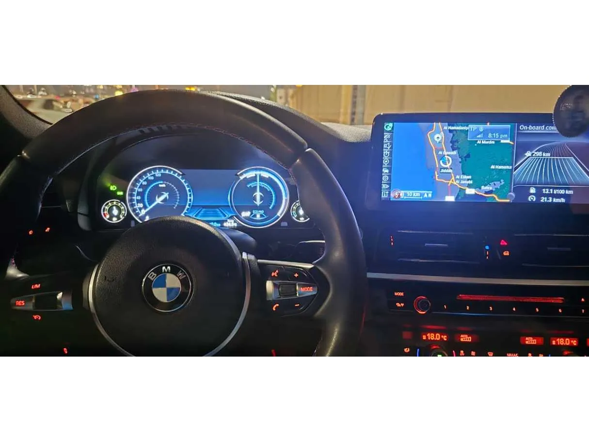 Car image 23