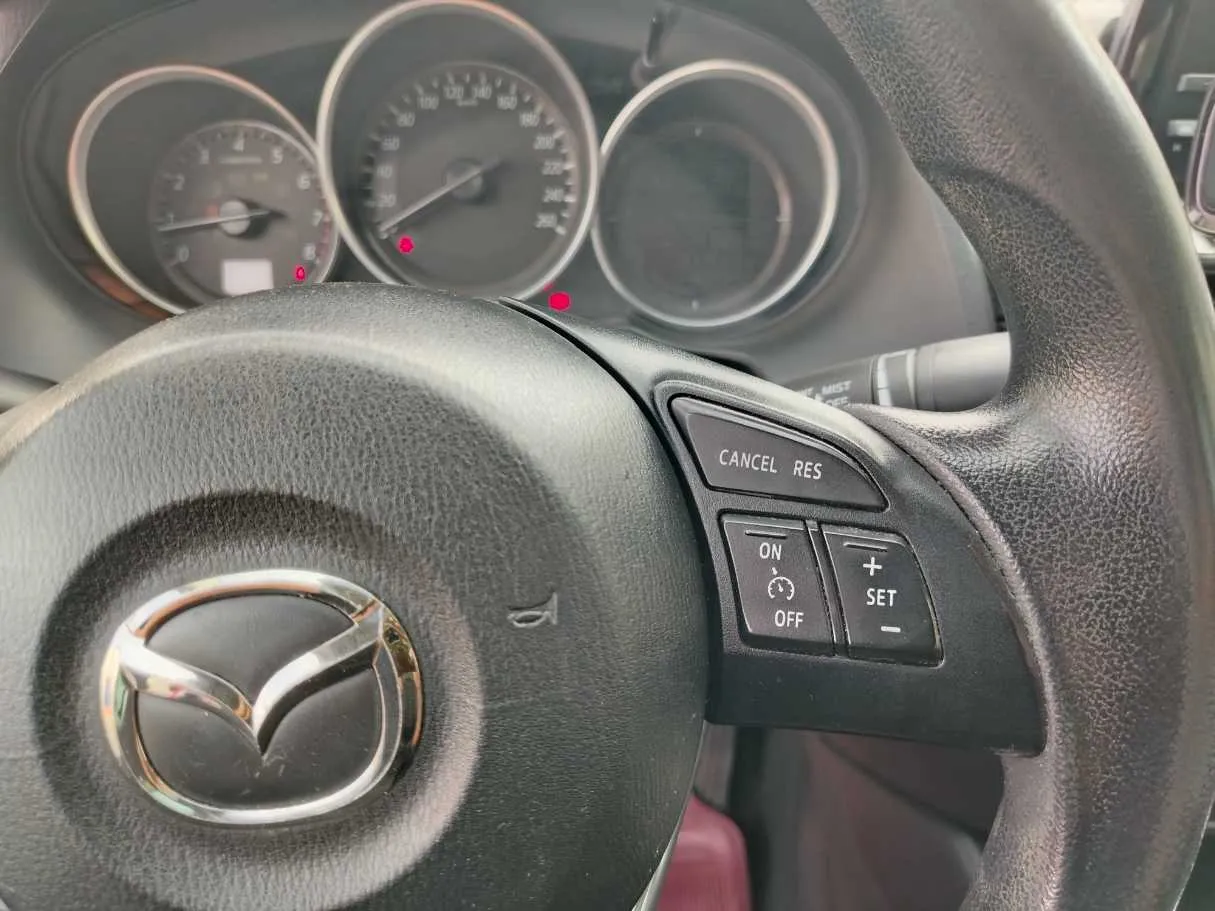Car image 35