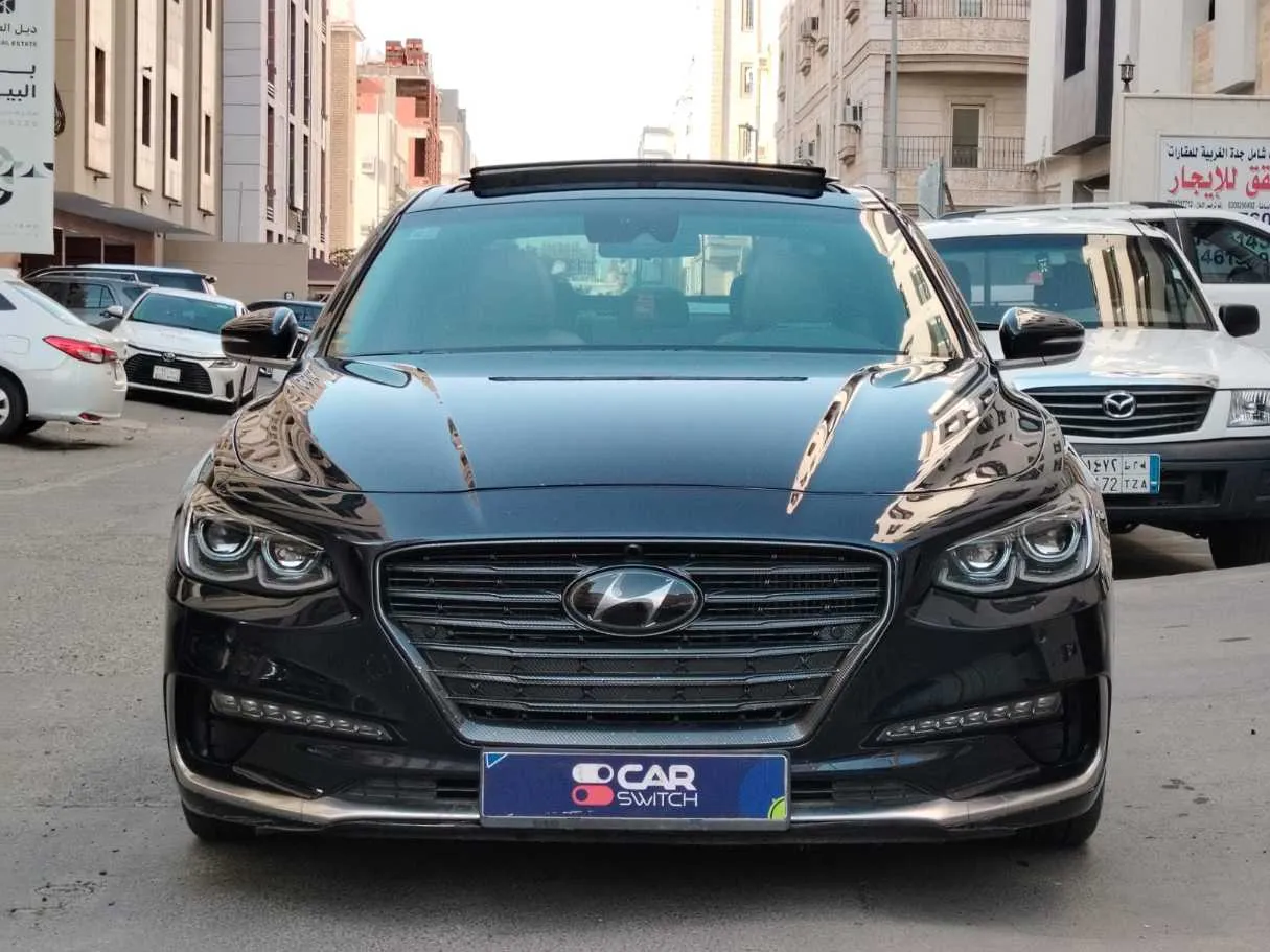 Car image 2