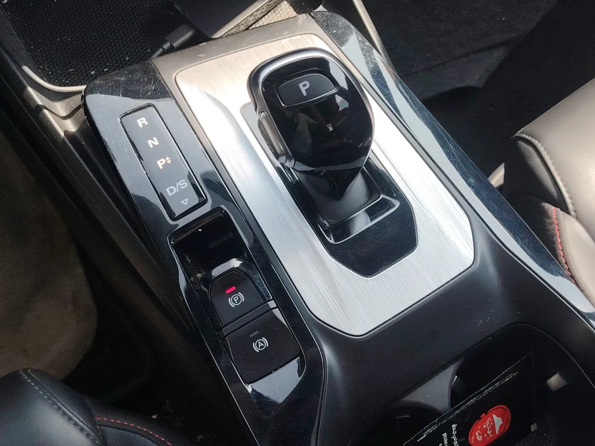 Car image 21