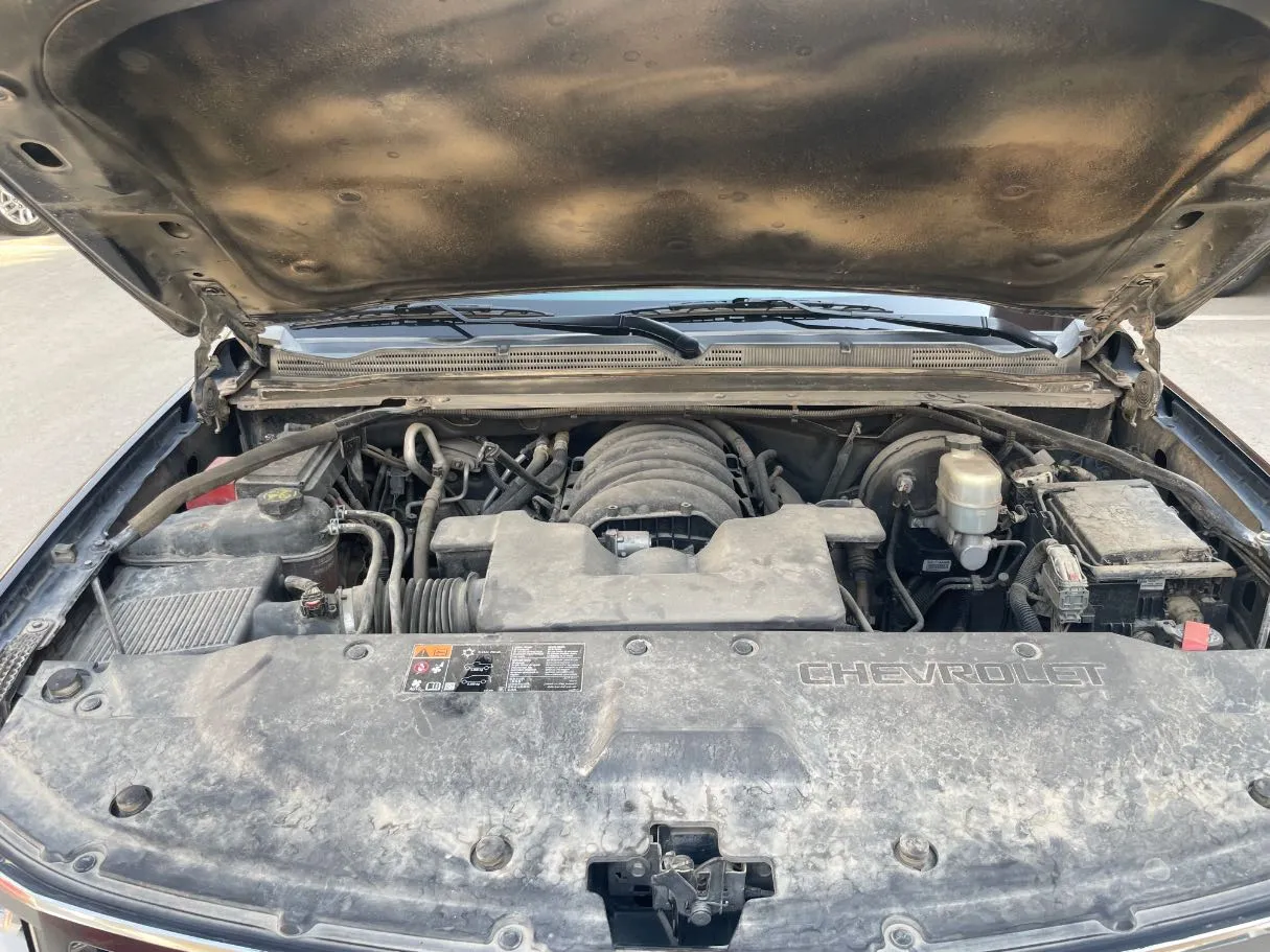 Car image 24