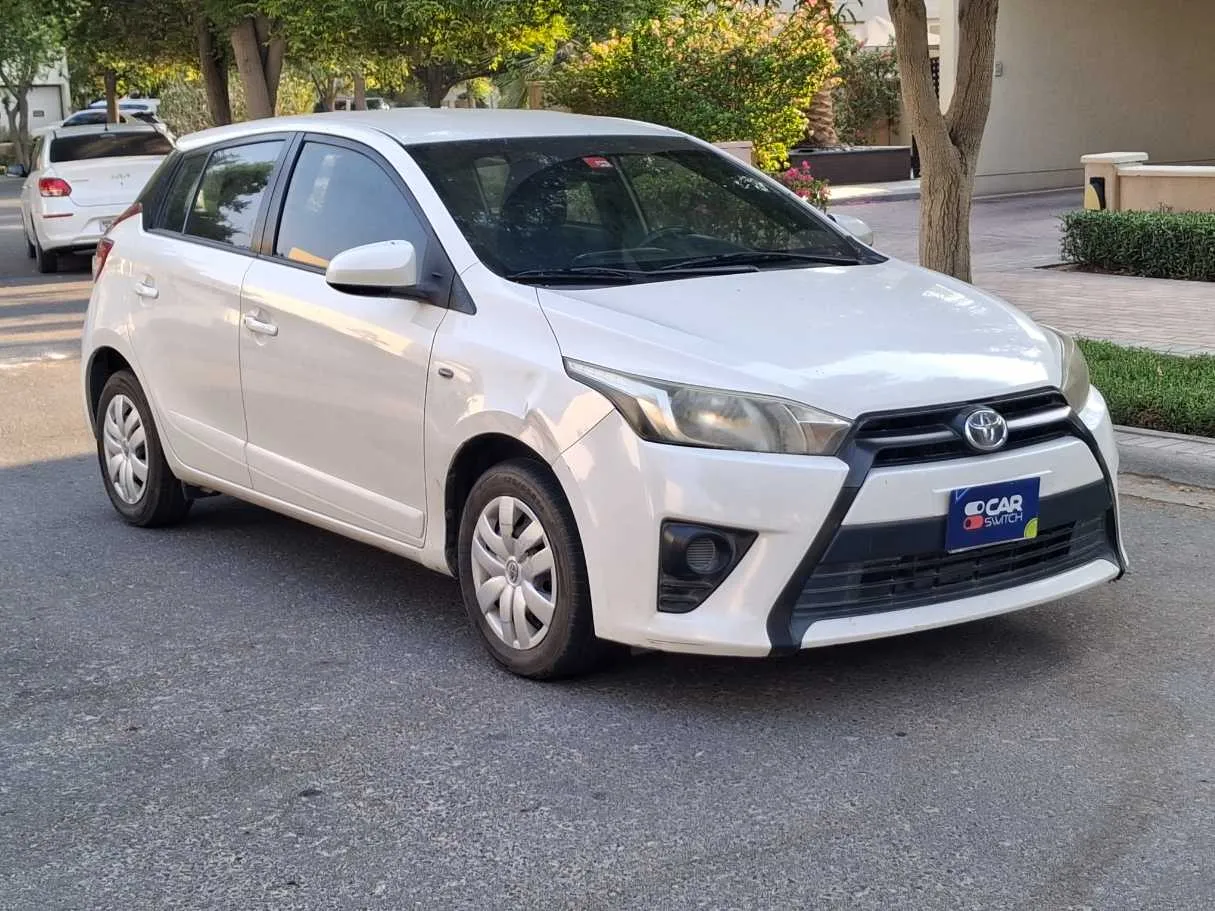 Car image 3
